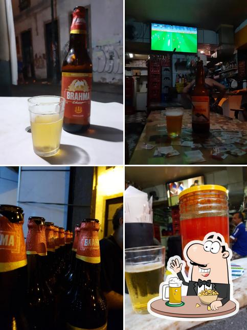 Você pode tomar uma tulipa de cerveja leve ou escura