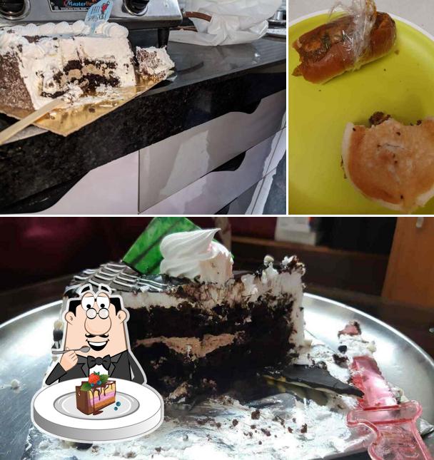 Deluxe Bakers Cakes & Snacks Shop