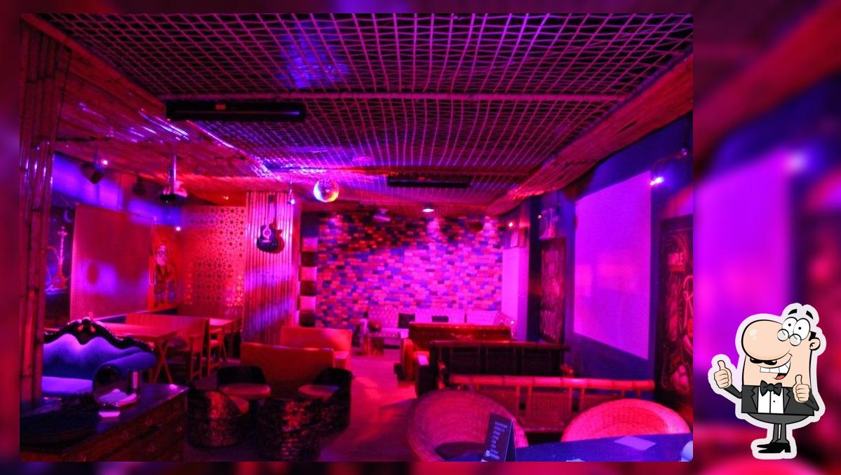 Kar C Lounge & Restaurant