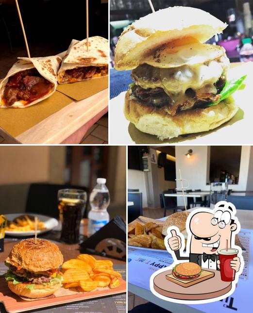 Gli hamburger di Time Off - Bar & Pub San Marino potranno incontrare i gusti di molti