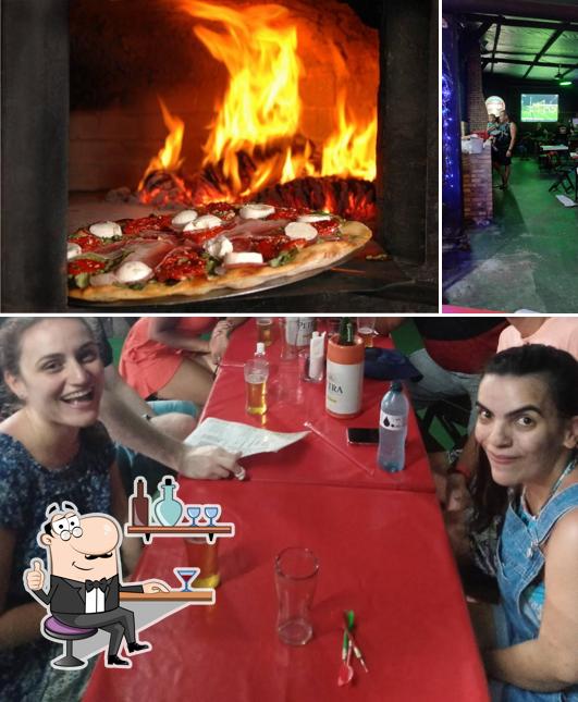Veja imagens do interior do Restaurante E Pizzaria Dom Claudio