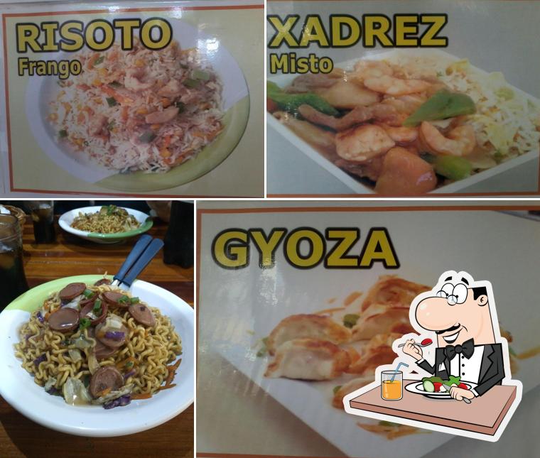 Comida em LaoLí Yakissoba