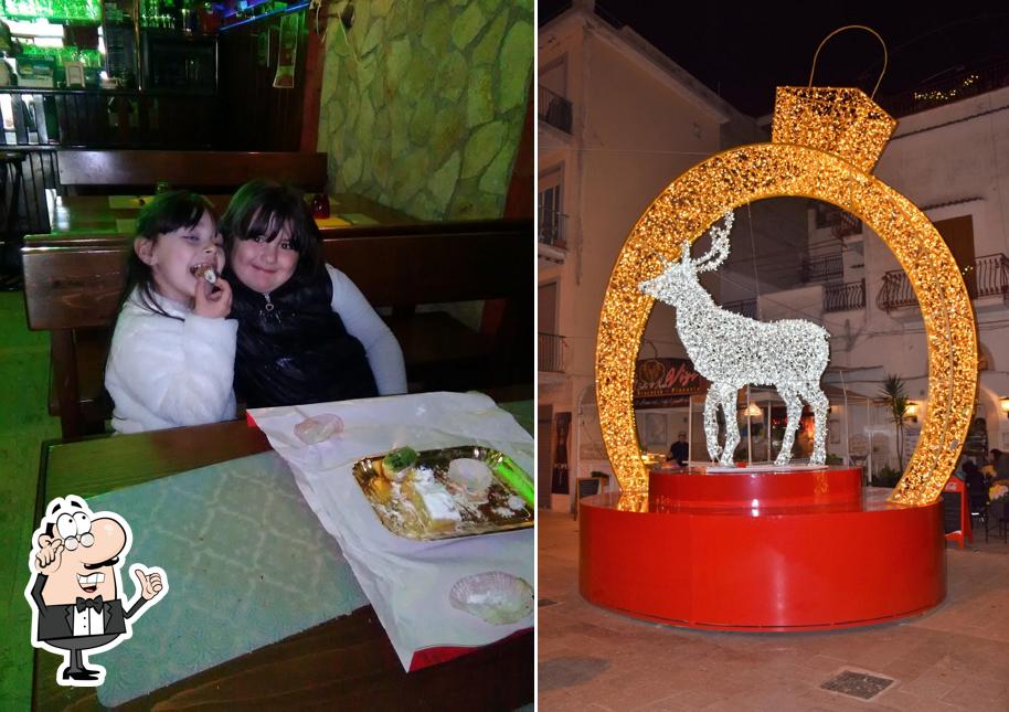 Dai un'occhiata agli interni di Trattoria La Bella Napoli