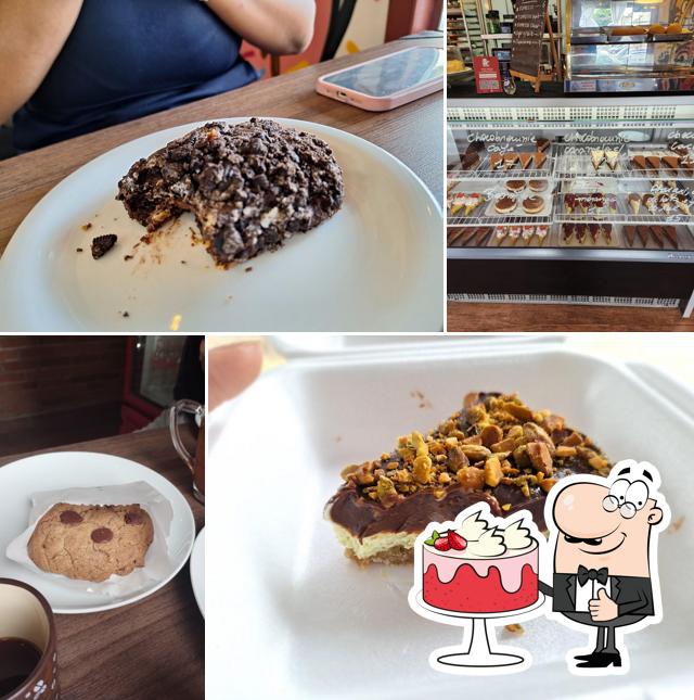 Here's a pic of Mian Confeitaria