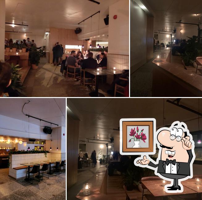 L'intérieur de l'idéal bar & contenus