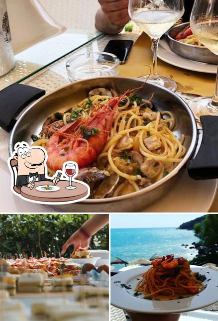 Cibo al CUBO beach bar