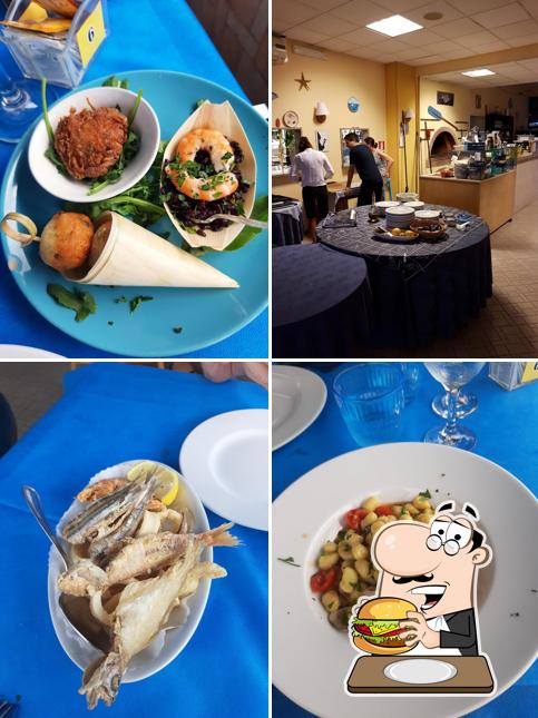 Prenditi un hamburger a Barracuda Ristorante