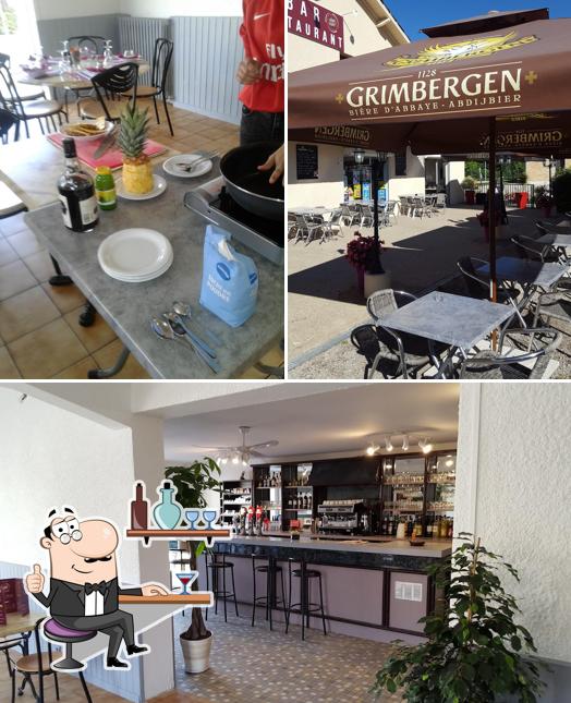 L'intérieur de le Rond Point