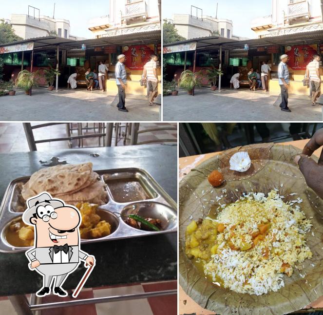 Among different things one can find exterior and food at ANNAPURNA BHOJANALAYA