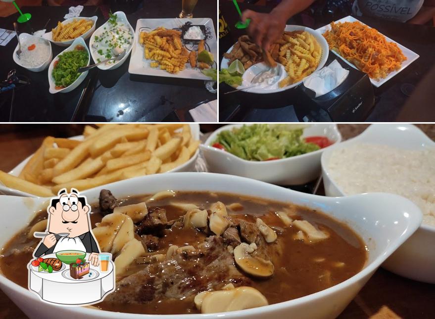 Sopa quente e azeda picante chinesa em Dom Grill Churrascaria