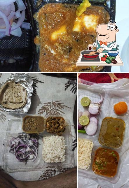 Chicken curry at Sweets & Snacks