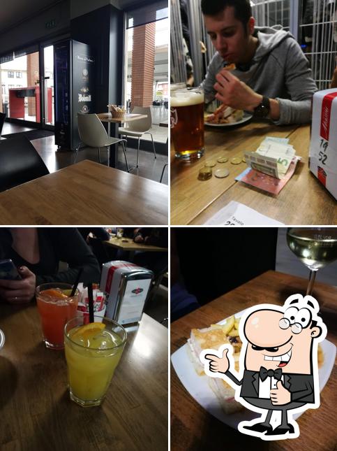 Ecco una foto di HAMMER Cafè Beerstró