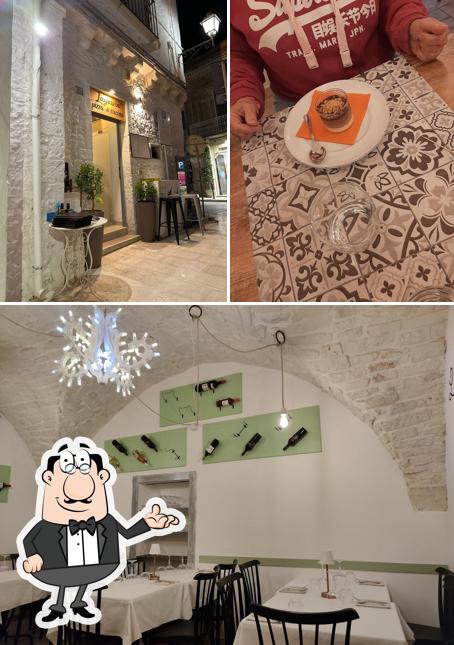 Dai un'occhiata agli interni di OSTERIA LAGRAVINESE