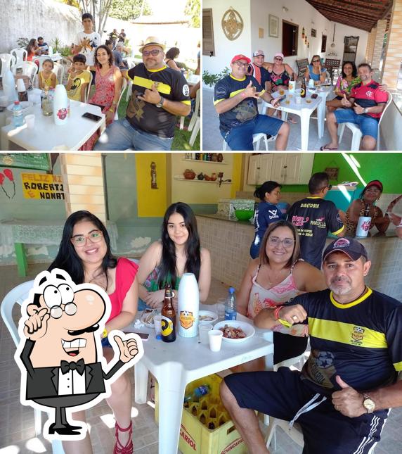 Veja imagens do interior do Cafuné Bar & Petiscos