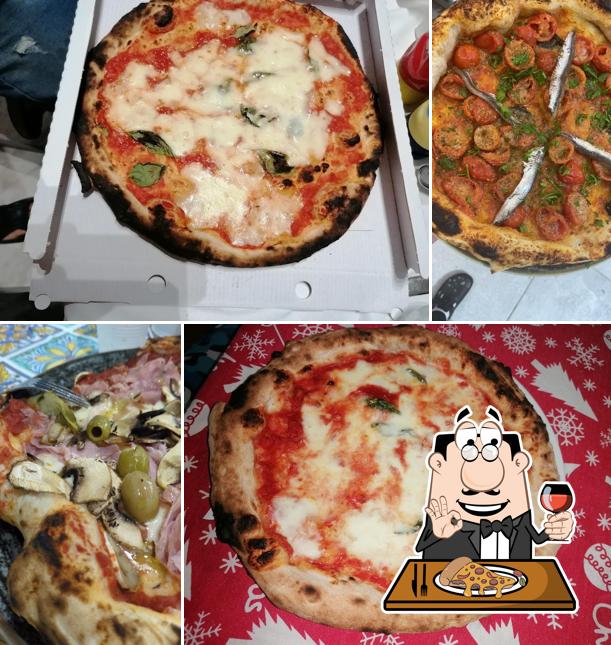 Scegli tra le svariate varianti di pizza