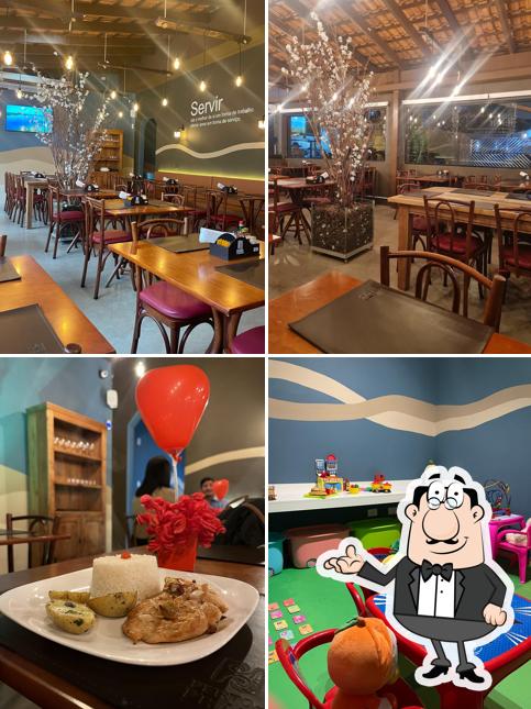 O interior do Perto da Praia Lounge