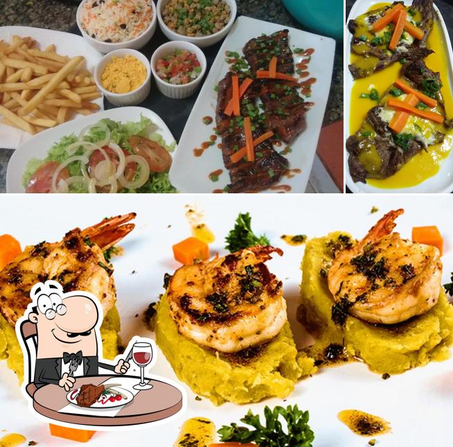 Prove refeições de carne no Sabor do Chefe Restaurante e Pizzaria