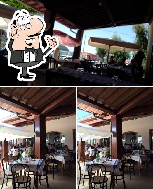 Dai un'occhiata agli interni di Ristorante Bar “Demos”