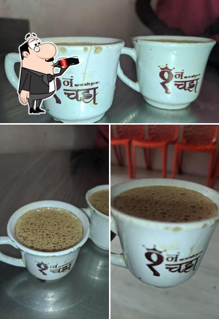 The photo of drink and dessert at 1 number chaha