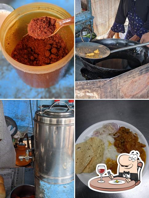 Chocolate mousse at Om Prakash Vada Pav stall