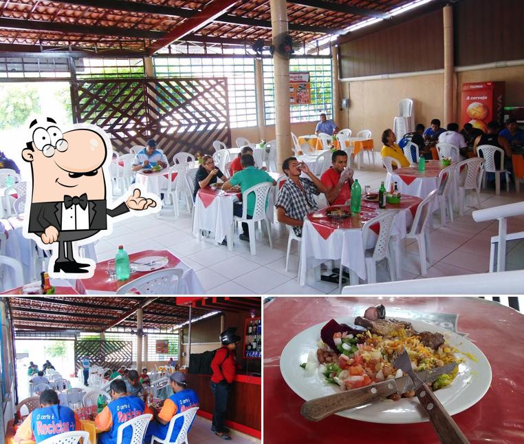 Entre diversos coisas, interior e comida podem ser encontrados no Churrascaria & Pizzaria Rancho do Povo O Paulinho