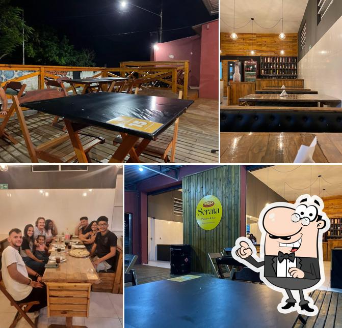 Veja imagens do interior do Serata Pizzaria & Bar