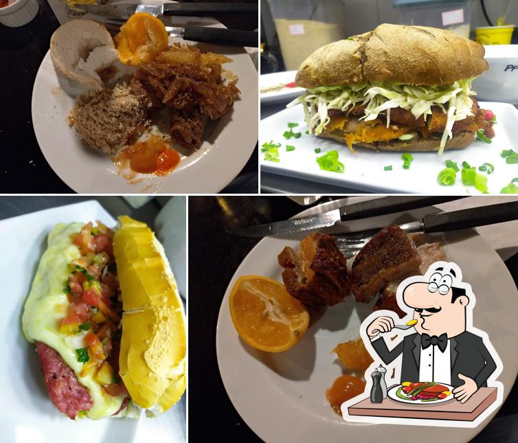 Sanduíche de carne de porco desfiada em Porco no Prato PLAZA AVENIDA SHOPPING