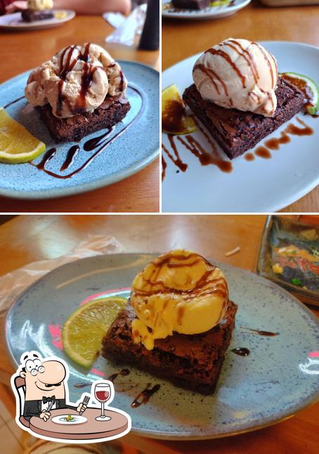 Brownies em Satoshy Sushi Barão Geraldo