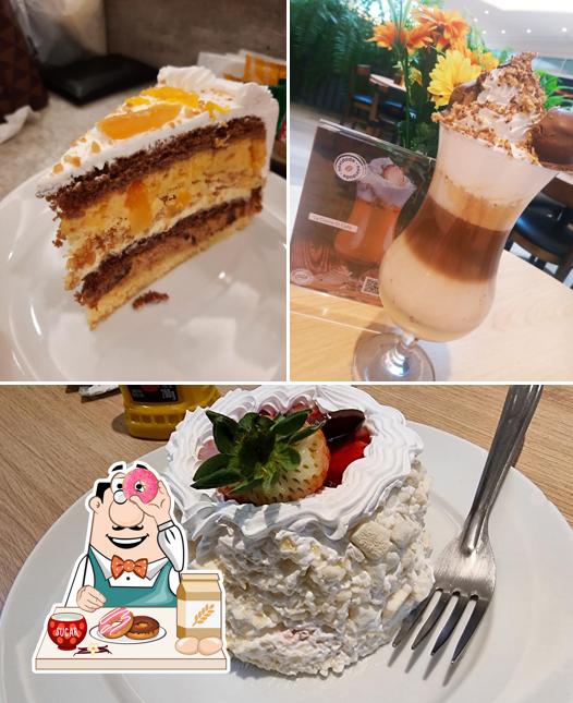 La creme di Café gourmet serve uma seleção de pratos doces