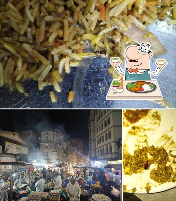 Among various things one can find food and exterior at M.P. Paratha, Tandoori & Omlet