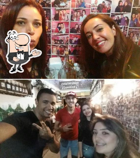 Look at the picture of Casa do Vinho Guedes