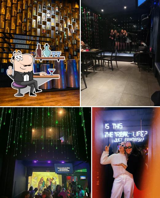 O interior do Sofia Karaokê