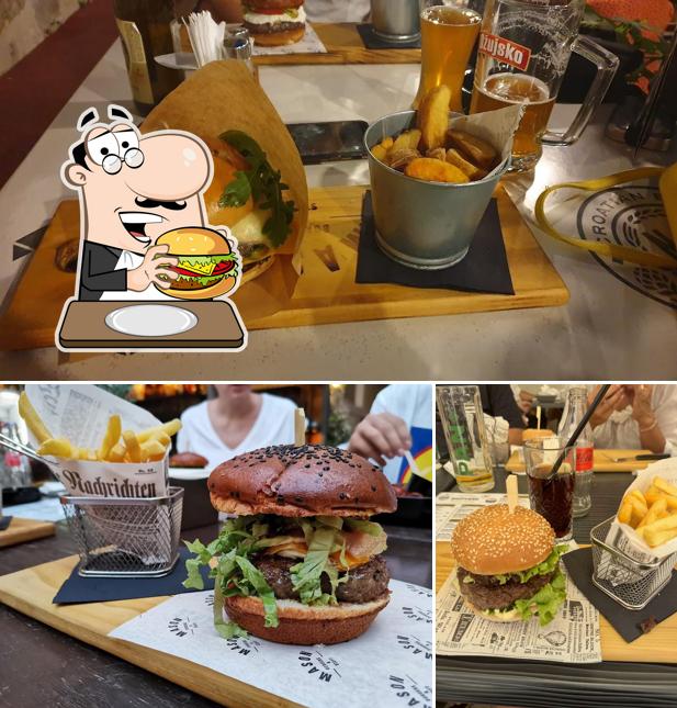 Prova un hamburger a The Shipyard Pub