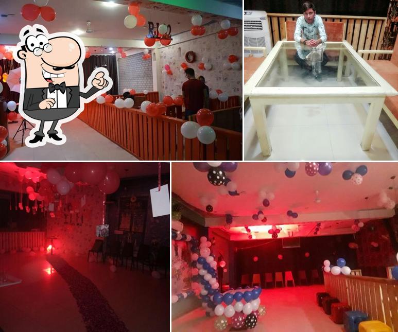 Check out how Rj02 Hunger Station looks inside