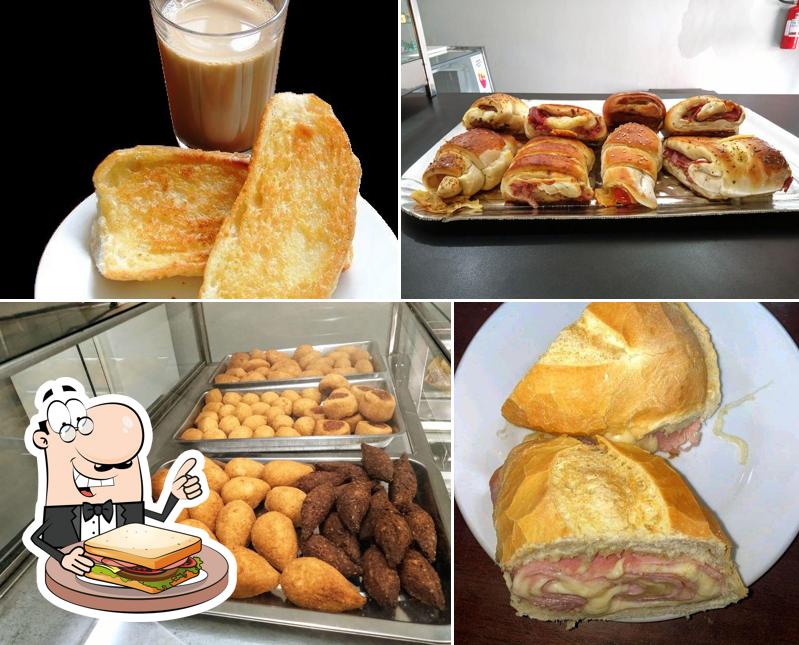 Salgaderia&Cafeteria/Família Garcia