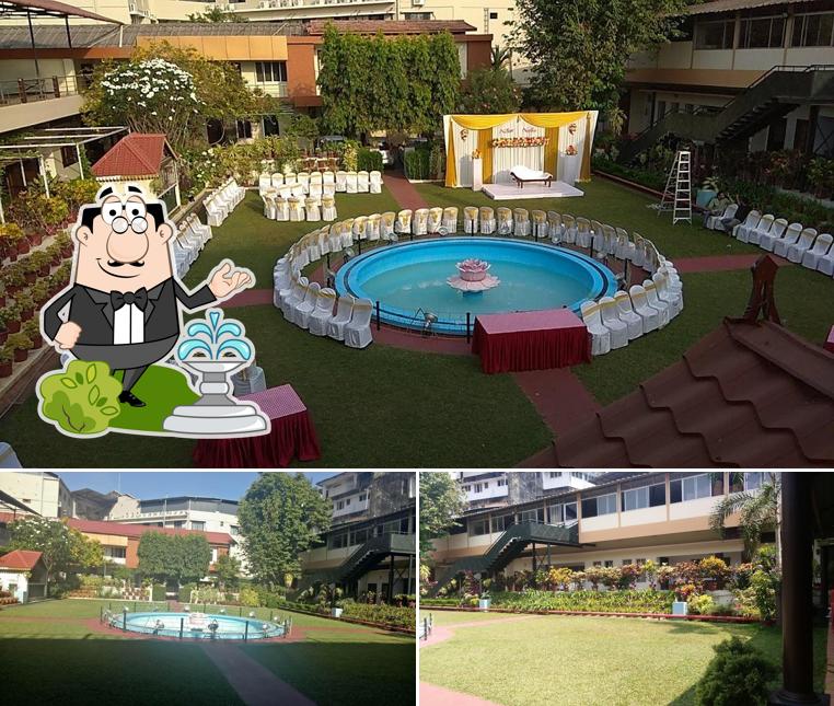 You can get some fresh air at the outside area of HOTEL ALAKAPURI KOZHIKODE