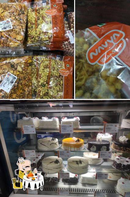 Meals at Navya Bakers, Irinjalakuda