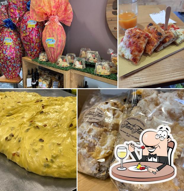 Cibo al Bar Pasticceria da Tato a Tata