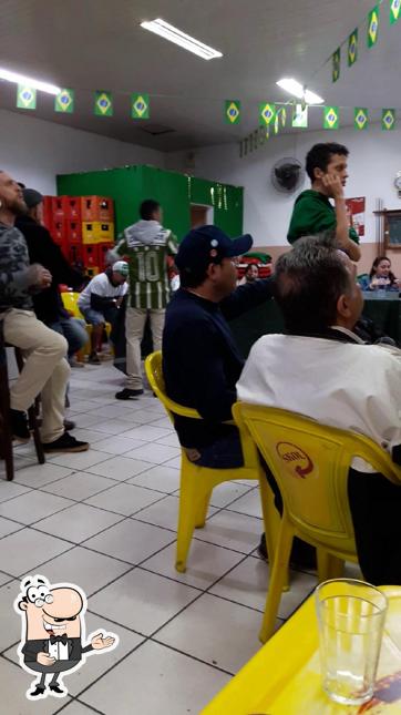 See this image of Bar do Claucio
