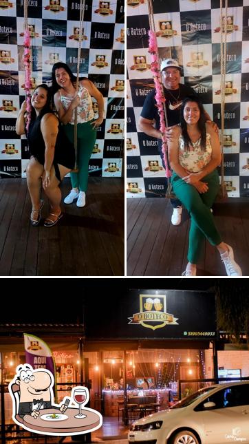 A foto a O Boteco Hamburgueria e Choperia’s comida e exterior