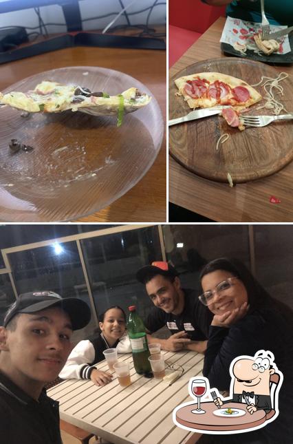 O Pizza Pezzi - Castelo se destaca pelo comida e interior