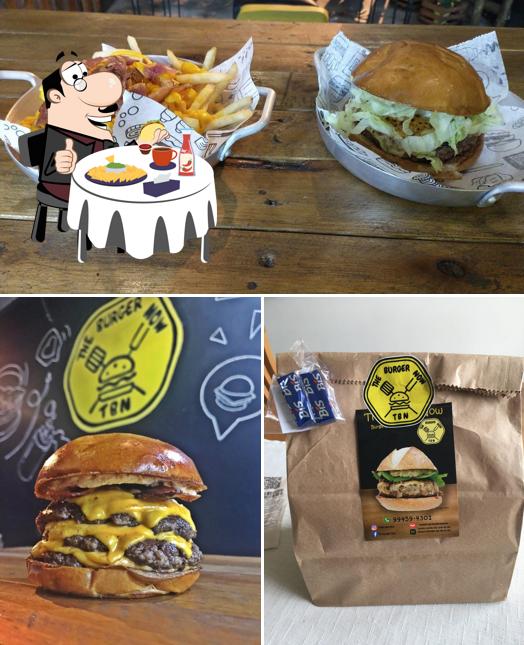 Experimente um dos hambúrgueres oferecidos no The Burger Now