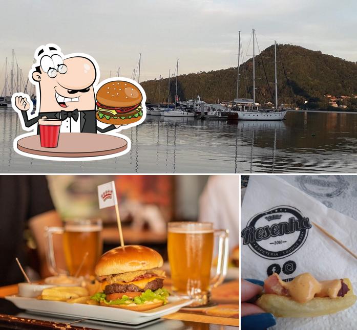 Consiga um hambúrguer no Resenha Restaurante