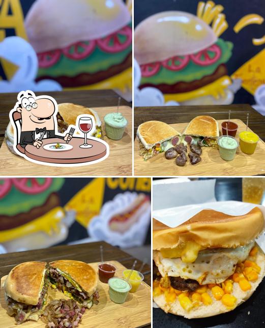 Sanduíche de carne de porco desfiada em La frontera Lanches