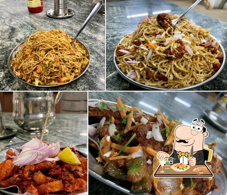 Pad thai at VELRAJ UNAVAGAM