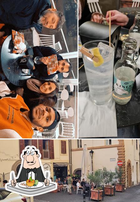 La foto di cibo e esterno da Pamphilj Caffè