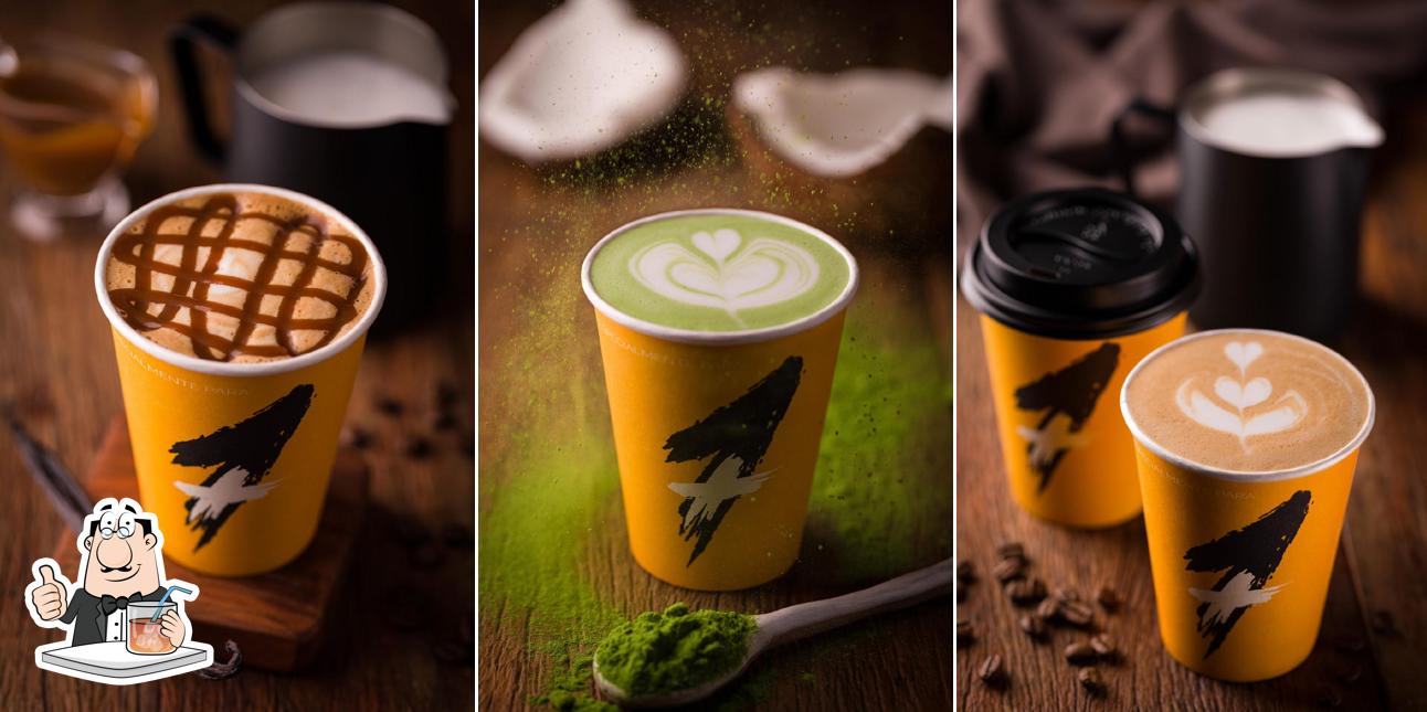 Café com leite em Cafeteria Mais1 Café - Wenceslau Escobar