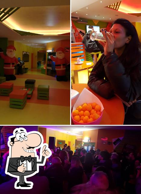 Vedi questa foto di Style Bar