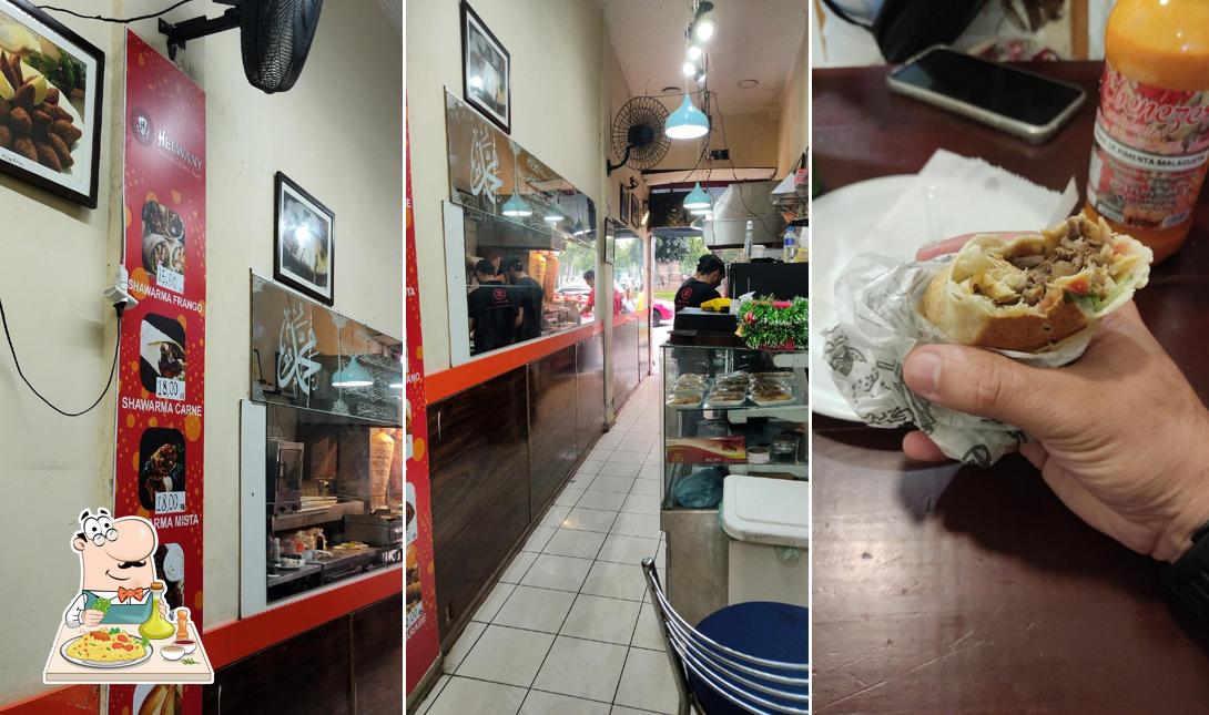 Platos en HaLawani Shawarma