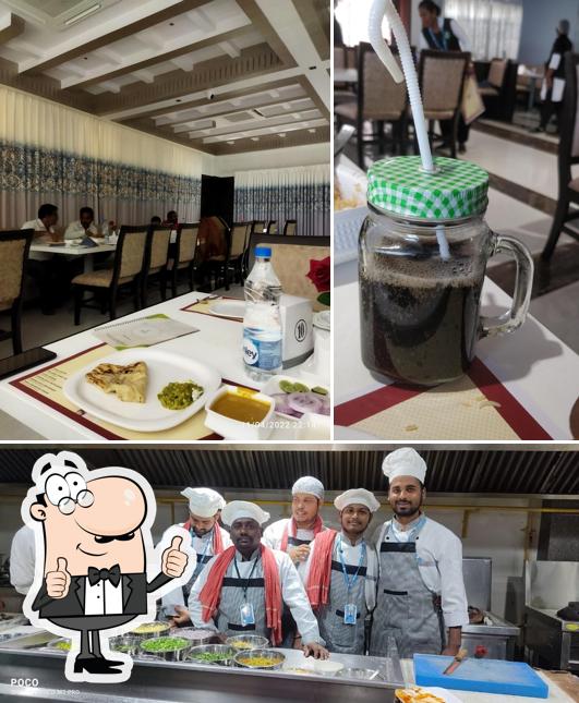 Look at this image of Haveli Westside